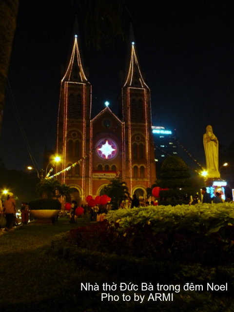Nhà thờ Đức Bà đêm Noel