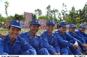 Nụ cười người tự vệ cơ quan.
