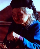 Mẹ ăn trầu