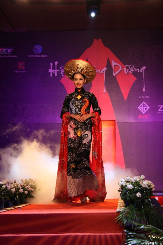 Mai Phuong Thuy