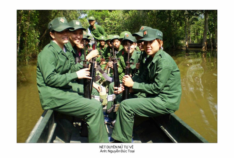 Nét duyên nữ tự vệ