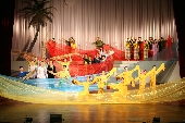 Vở nhạc kịch Hai Bà Mẹ