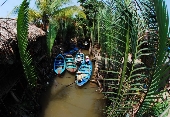 Du lịch sông nước.